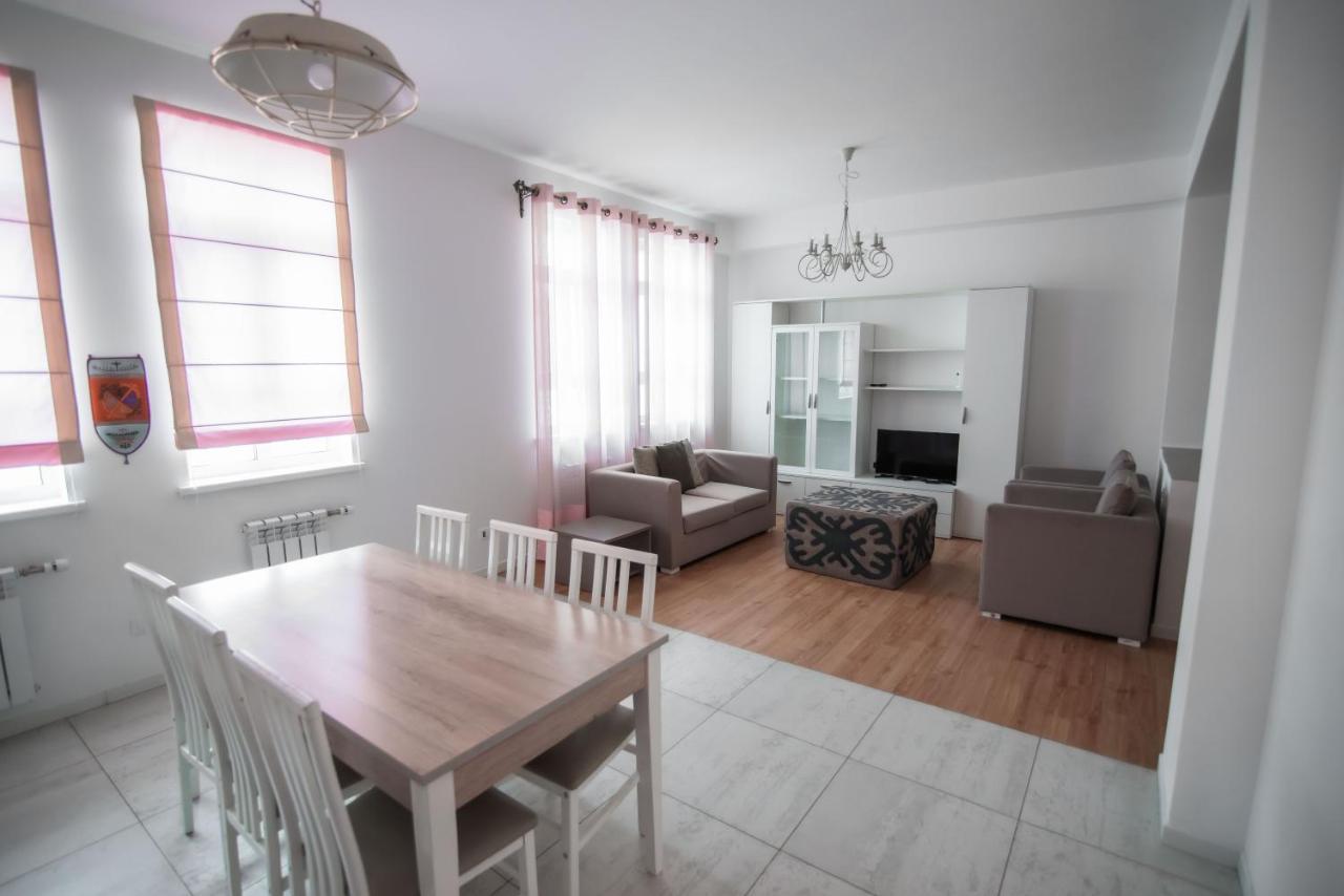 The Arc Residence Αστάνα Εξωτερικό φωτογραφία
